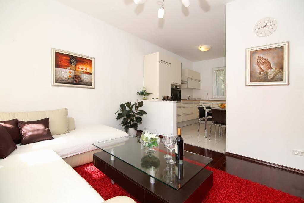 Villa Meri Very Central And Beautiful Apartment Split Exterior photo